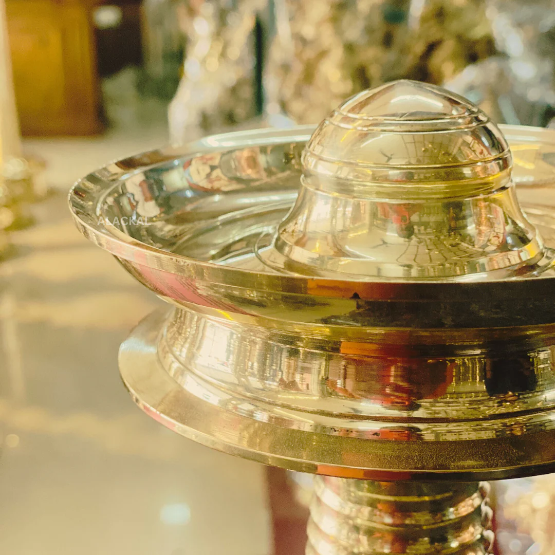 HANDMADE BRONZE MOTTU VILAKKU | TEMPLE LAMP - Image 5